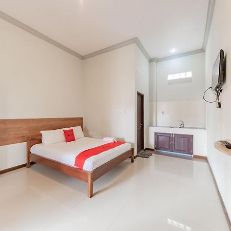 Reddoorz Near Gor Sempaja Samarinda Otel Dış mekan fotoğraf