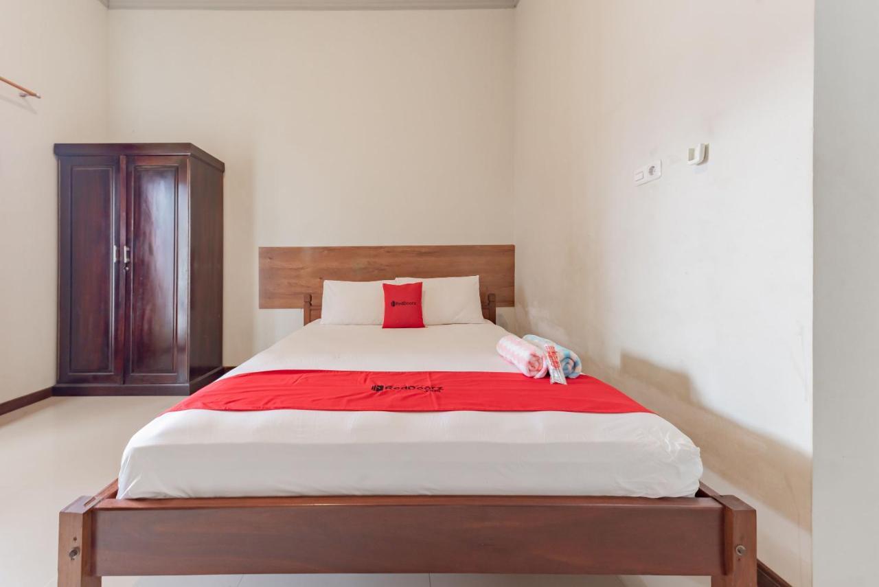 Reddoorz Near Gor Sempaja Samarinda Otel Dış mekan fotoğraf